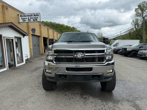 Used 2011 Chevrolet Silverado 3500 LTZ w/ Suspension Package, Off-Road AWD/4WD image 5