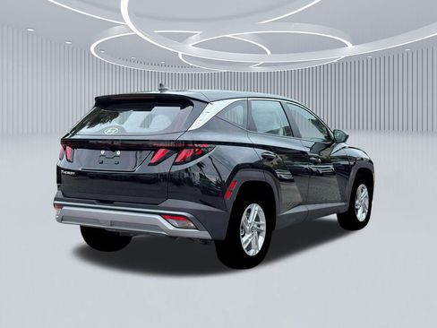 New 2026 Hyundai Tucson SE image 7