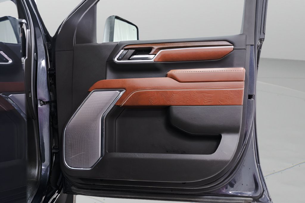 Used 2024 GMC Sierra 3500 Denali Ultimate AWD/4WD image 39