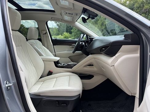 Used 2023 Buick Envision Avenir AWD/4WD image 22