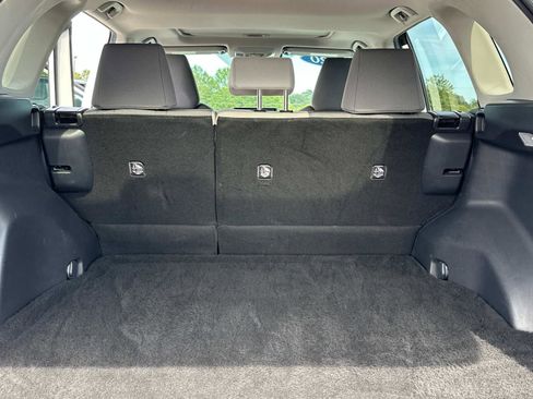 Used 2020 Toyota RAV4 XLE image 12