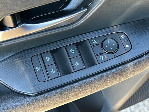 New 2026 Nissan Kicks SV w/ SV Premium Package AWD/4WD image 8