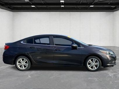 Used 2017 Chevrolet Cruze LT