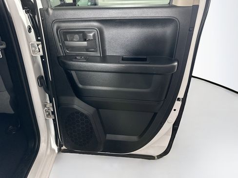 Used 2018 RAM 1500 Express image 27