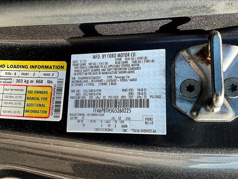 Used 2016 Ford Mustang Coupe image 30