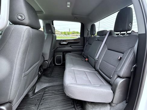Certified 2022 GMC Sierra 1500 Elevation w/ LPO, Elevation Black Package AWD/4WD image 19