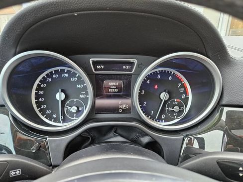 Used 2015 Mercedes-Benz GL 450 4MATIC image 27