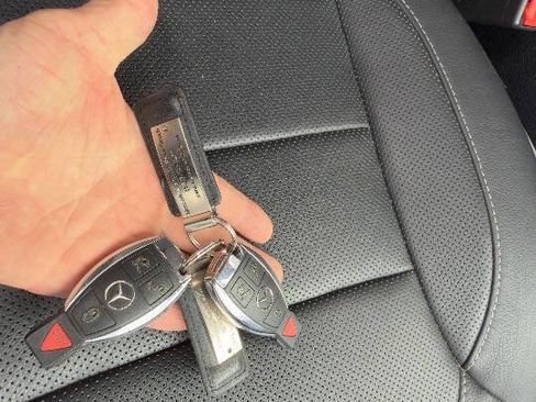 Used 2014 Mercedes-Benz GL 550 4MATIC image 67