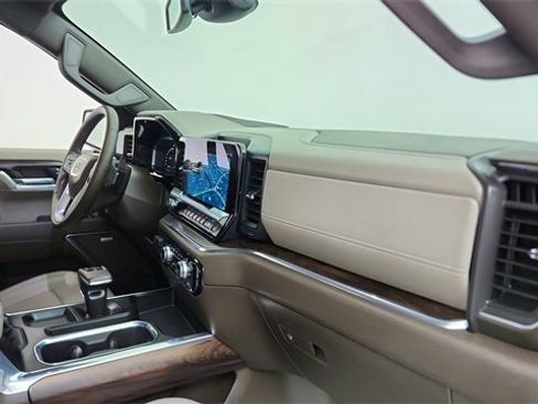 Used 2024 GMC Sierra 1500 SLT w/ SLT Premium Plus Package image 21