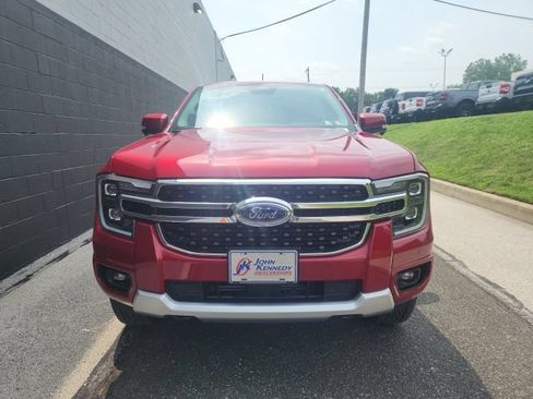 Certified 2025 Ford Ranger Lariat w/ FX4 Off-Road Package AWD/4WD image 2