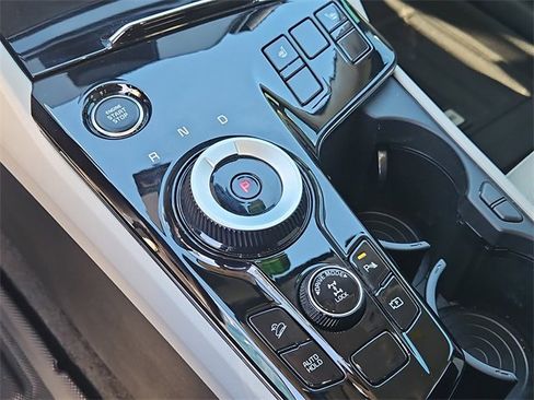 Used 2024 Kia Sportage EX w/ EX Premium Package image 27