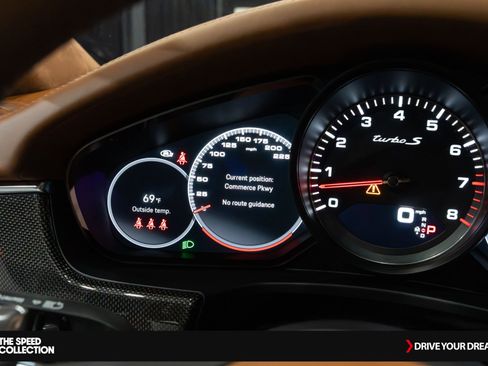 Used 2022 Porsche Panamera Turbo S image 41