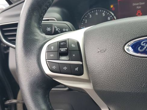 Certified 2022 Ford Explorer Limited w/ Equipment Group 301A AWD/4WD image 20