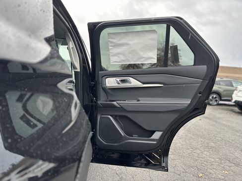 New 2026 Ford Explorer Active image 29