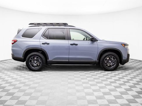 New 2026 Honda Pilot TrailSport image 7