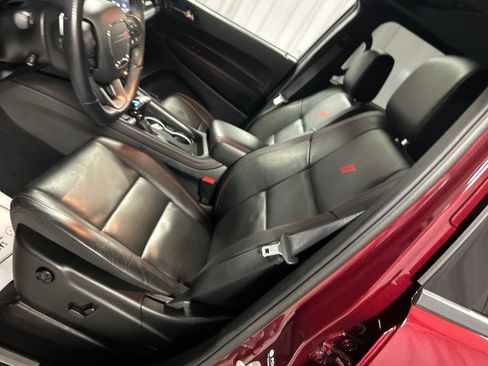 Used 2025 Dodge Durango GT AWD/4WD image 12