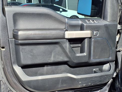 Used 2019 Ford F150 Lariat w/ Equipment Group 502A Luxury image 29