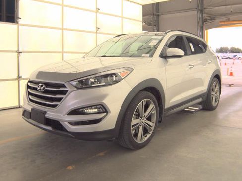 Used 2016 Hyundai Tucson Limited w/ Option Group 03 AWD/4WD image 1
