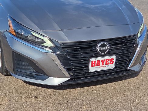 Used 2025 Nissan Altima 2.5 S image 6