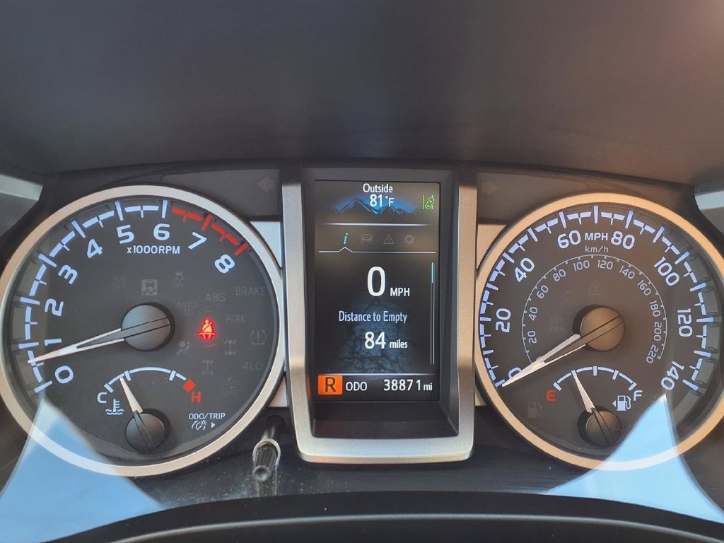 Used 2023 Toyota Tacoma SR5 w/ Technology Package AWD/4WD image 12