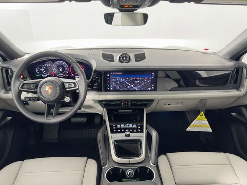 Certified 2026 Porsche Cayenne Coupe AWD/4WD image 16