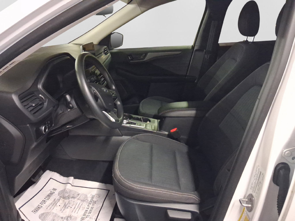 Used 2023 Ford Escape AWD image 30