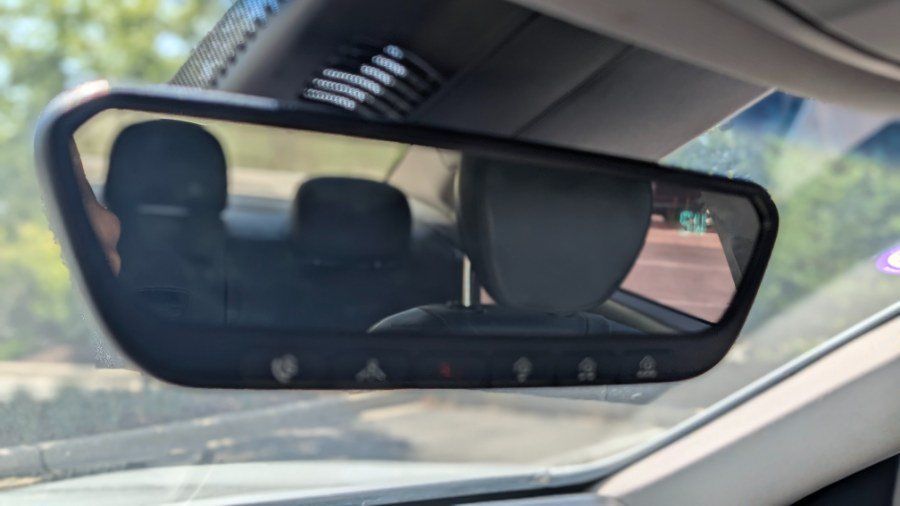 Used 2018 Genesis G80 3.8 AWD/4WD image 19