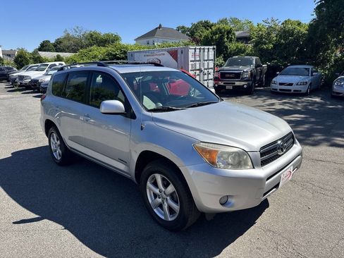 Used 2008 Toyota RAV4 Limited AWD/4WD image 10