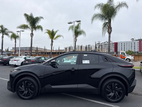 New 2026 Toyota C-HR AWD/4WD image 4