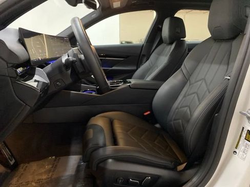 Used 2026 BMW 530i RWD image 68