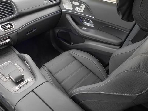 New 2026 Mercedes-Benz GLS 450 4MATIC image 28