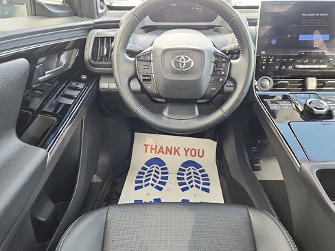 Used 2023 Toyota bZ4X Limited image 10