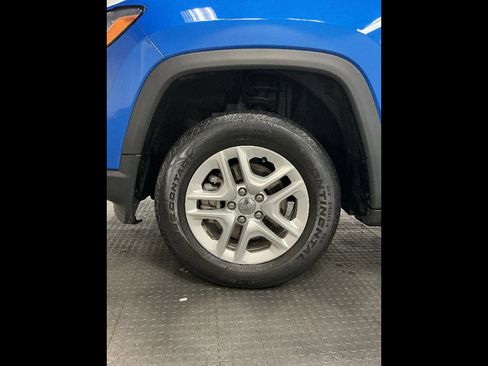 Used 2021 Jeep Compass Sport w/ Cold Weather Group AWD/4WD image 29