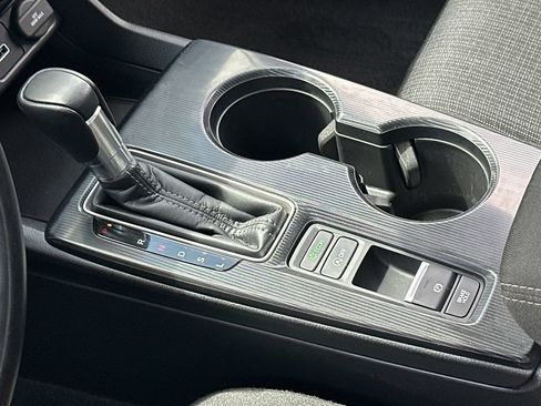 Used 2022 Honda Civic EX image 18