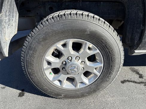 Used 2024 RAM 2500 Laramie w/ Safety Group image 6