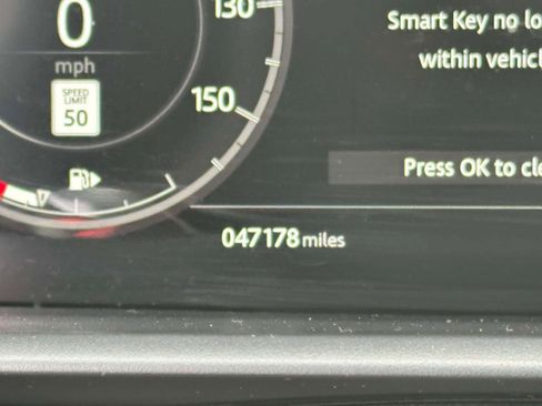 Used 2020 Land Rover Discovery HSE Luxury image 28