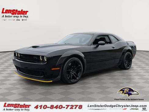 Used 2023 Dodge Challenger R/T Scat Pack image 1