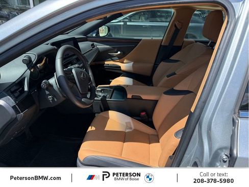 Used 2023 Lexus ES 250 w/ Premium Package AWD/4WD image 12