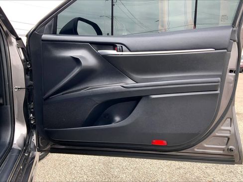 Used 2023 Toyota Camry SE image 23