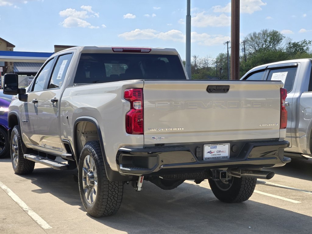 Used 2026 Chevrolet Silverado 2500 Custom w/ Custom Value Package AWD/4WD image 6