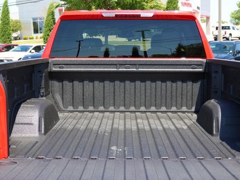 New 2026 GMC Sierra 1500 Pro w/ Graphite Edition AWD/4WD image 9
