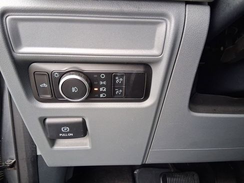 Used 2023 Ford F150 XLT image 15