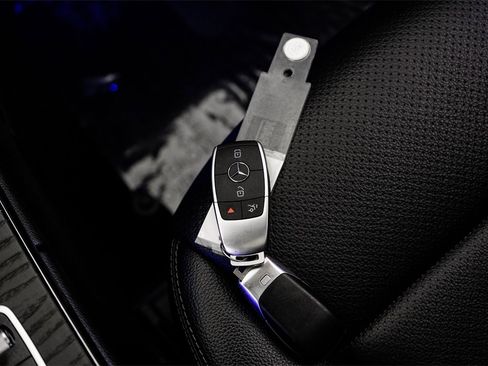 Used 2021 Mercedes-Benz C 300 Sedan w/ Premium Package image 64