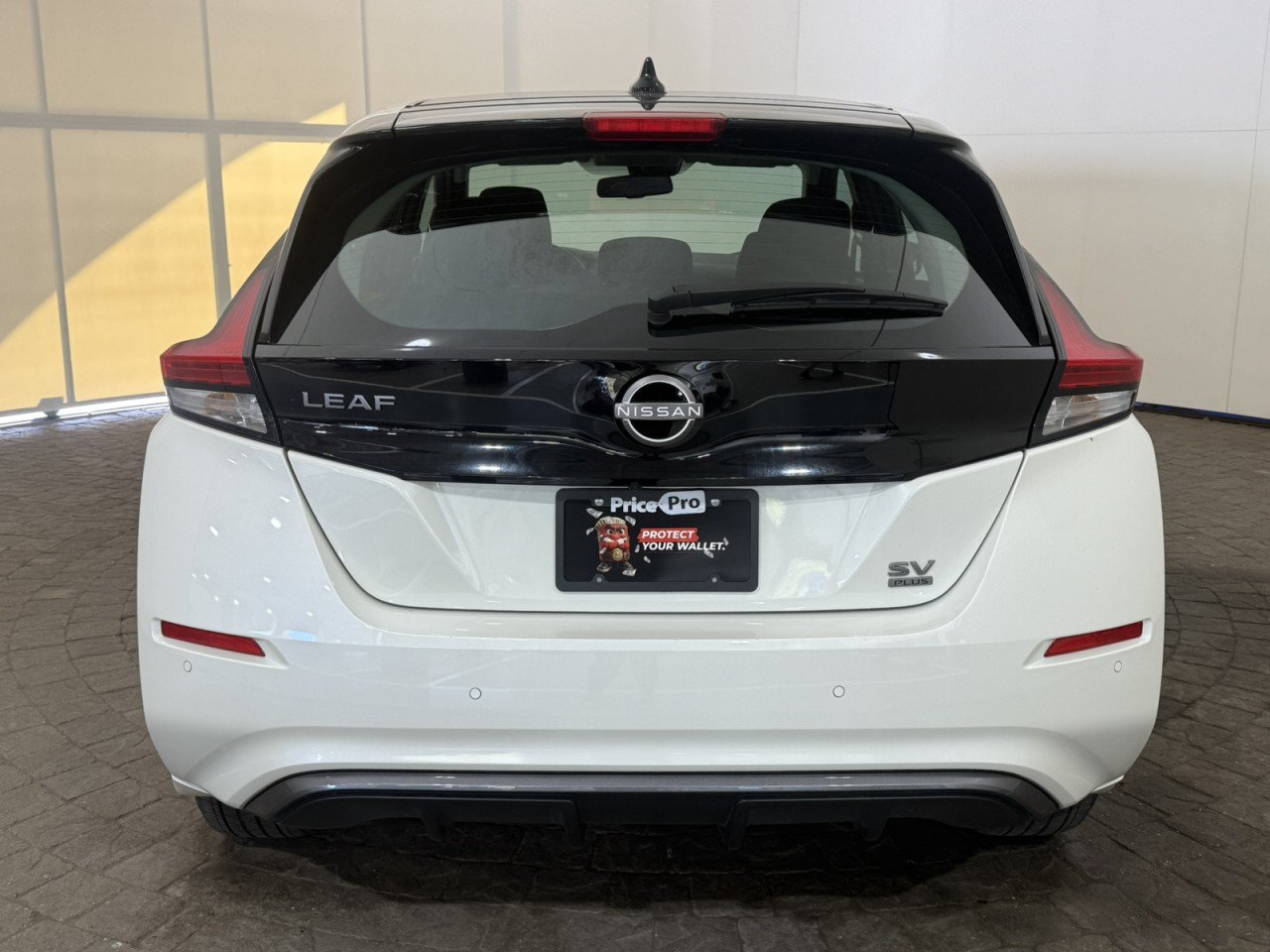 Used 2025 Nissan Leaf SV Plus FWD image 6