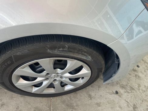 Used 2024 Toyota Corolla LE FWD image 7