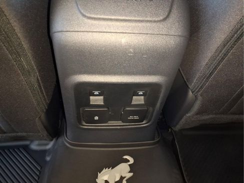 Used 2023 Ford Bronco Outer Banks image 19