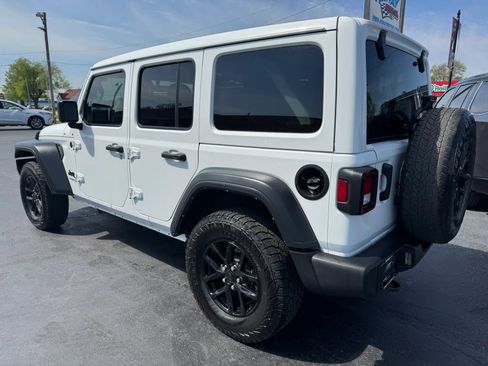 Used 2022 Jeep Wrangler Unlimited Sport w/ Sun And Sound Package image 13