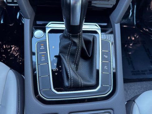 Used 2023 Volkswagen Arteon SEL Premium image 28