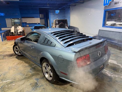 Used 2008 Ford Mustang GT Premium image 3