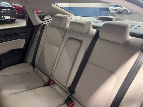 Used 2022 Honda Civic EX image 15